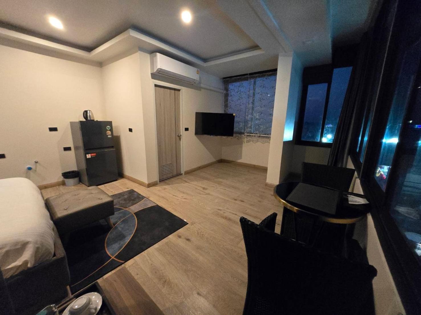Pumpui Place Pattaya Ngoại thất bức ảnh